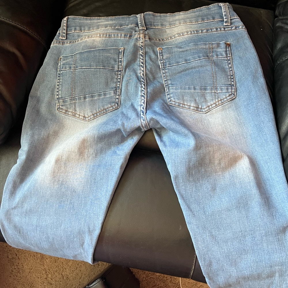 Jeans - Picture 2 of 4